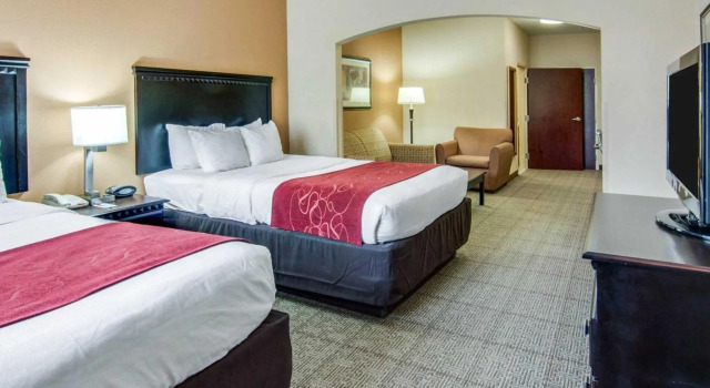 Четырёхместный люкс Comfort Suites Shreveport West I-20