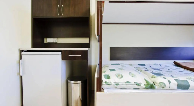 Olimp Hostel, Забронировать Отель Броновице Краков, рядом с AGH Научно-технический университет