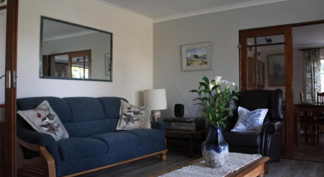 Blue Fern of Knysna, Book Bed and Breakfast Billige hoteller i Knysna