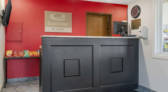 Econo Lodge Traverse City, Rezerwuj Mini-hotel Traverse City Michigan