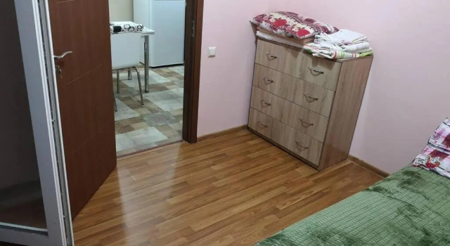 Апартаменты Kvartira dvuhkomnatnaja v Batumi, 10 minut do morja