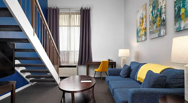 Люкс Huntingdon Hotel and Suites