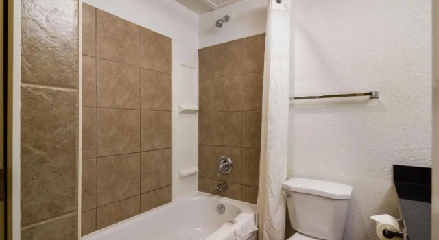 Четырёхместный номер Deluxe Motel 6 Kerrobert, SK