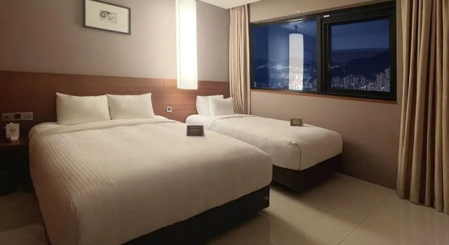 Top Cloud Hotel Gunsan, Prenota Hotel Gunsan Jeollabuk-Do