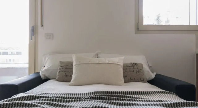 IULM University Apartment, Book Apartment Famagosta Milan
