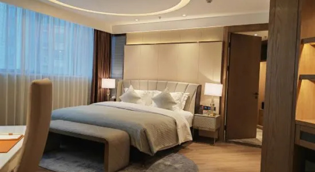 Люкс Deluxe Huangting International Hotel
