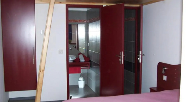 Трёхместный номер Standard Hôtel Le Richevaux