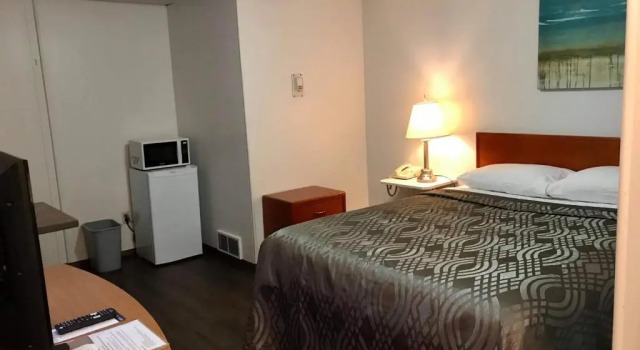 Номер Economy The Villager Motel