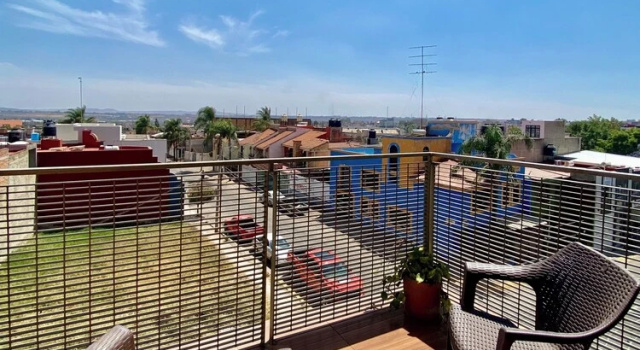 Люкс Standard с балконом Suites La Gloria Alojamiento independiente