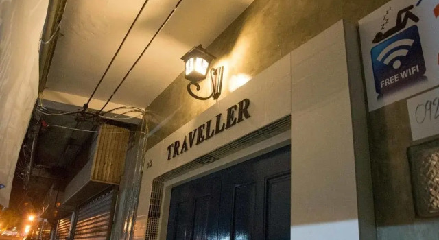 The Traveller Hostel - Adults Only