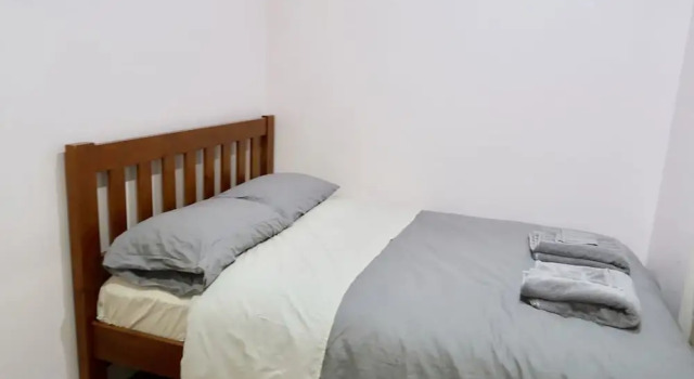 ARent - Serviced House - 8 Renton Road, Rezerwuj Hotel Auckland 