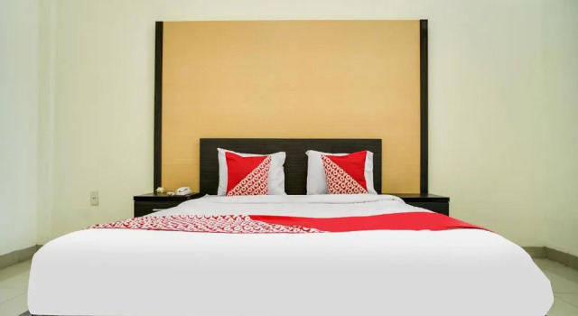 Номер Deluxe Capital O 540 Esther Hotel