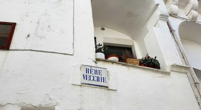 Beautiful Garden Apartment in Cisternino, Book Lejlighed Cisternino Valle d'Itria