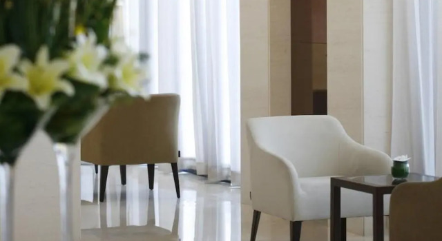 Howard Johnson By Wyndham Parkland Hotel Dalian, Book Hotel Dalian 