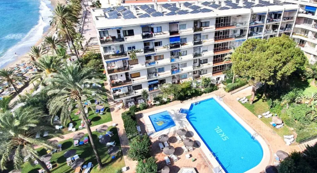 Студия Skol 329 – Spacious Beachfront Studio with Sea Views