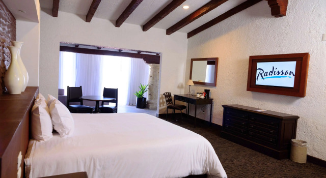Radisson Hotel Tapatio Guadalajara Aeropuerto, Book Hotel Hotels in Jalisco with a Pool, Swimming Pool