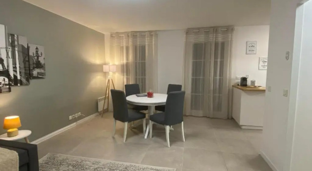 Апартаменты Cosy By DREAM APARTMENTS