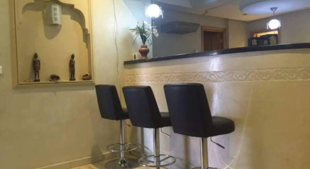 2 Bed Flat - Sleeps 6 - Hottub - Parking - Wifi, Забронировать Апартаменты/квартира Отели Марракеш-Тенсифт-Эль-Хауз с парковкой, Парковка