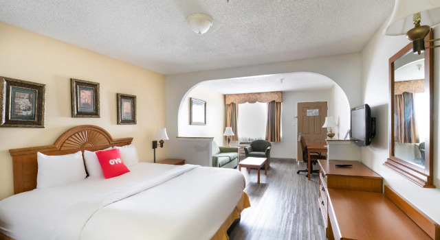 Номер Premium Red Roof Inn Stafford, TX