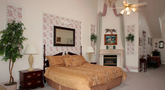 Люкс BytheSea Inn