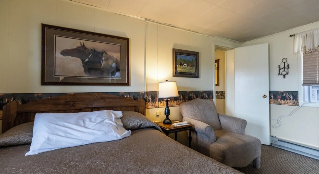 Sunset RV Park and Motel, Varaa Motelli Belle Fourche Black Hills National Forest