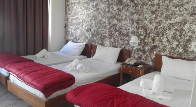 Четырёхместный номер Hotel Ionion