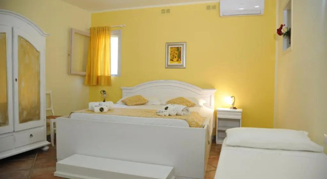 Трёхместный номер Standard Relais Masseria Casina dei Cari