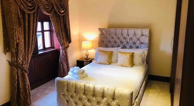 Beautiful 4-bed Villa in Glasgow