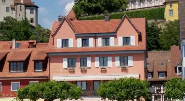 Hotel Strand Cafe, Забронировать Отель Мерсбург Баден-Вюртемберг, рядом с Порт Мерсбург