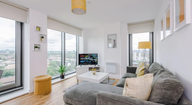 Апартаменты Beautiful Apartments in Media City
