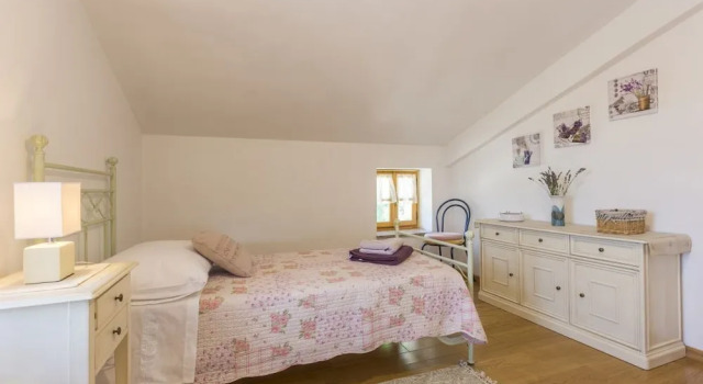 Коттедж с 3 комнатами Holiday house Matija with a pool
