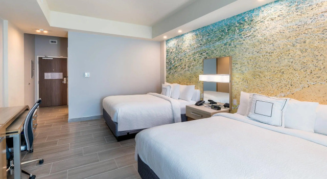 Четырёхместный номер Standard с балконом Courtyard South Padre Island