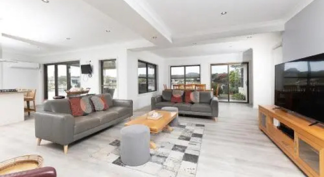 23 Elouera Crescent