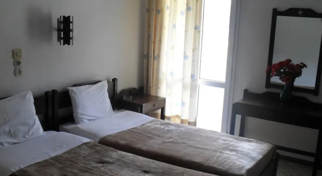 Студия Harmony Hotel And Studios
