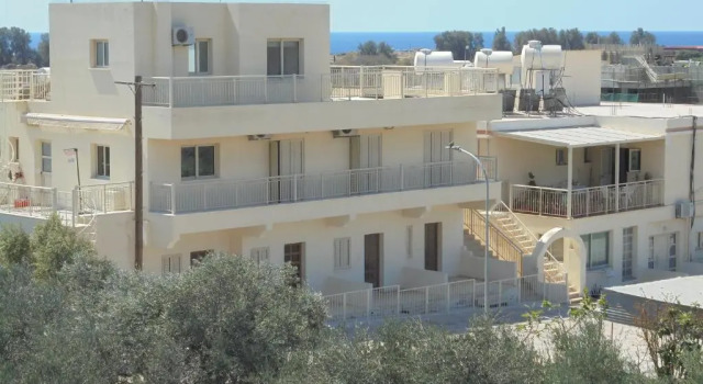 Студия Niki Court Holiday Apartments