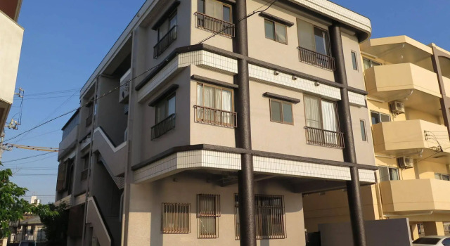Beach Front Hamby, Reservar Hotel Chatan 