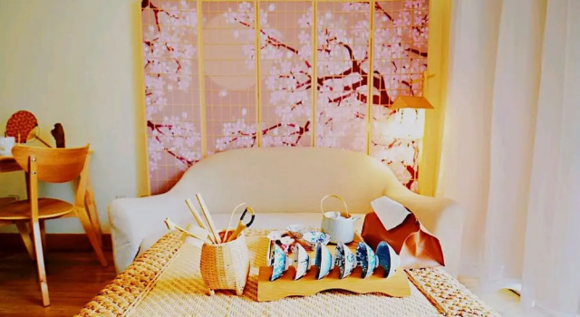 Avatar Japan Impression Queen Bed & High Rise View