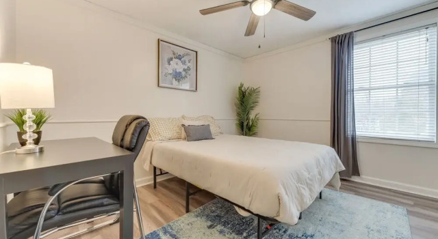 Quiet Vacation Rental in Peachtree City w/ Yard!, Rezerwuj Hotel Peachtree City Georgia