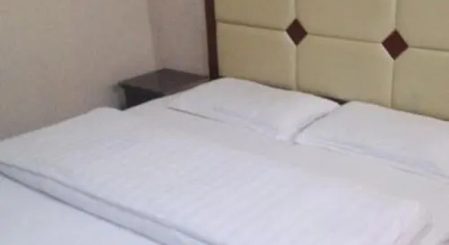 Yulin Jinhong Hotel, Boek Hotel Hotels in Shaanxi met parkeren, Parkeren