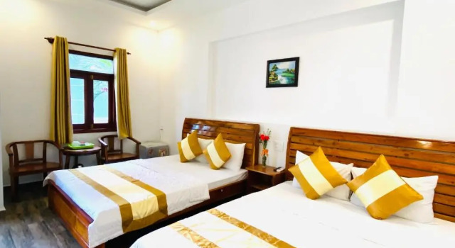 Четырёхместный номер Standard с видом на сад Dong Xuan Hong Hotel