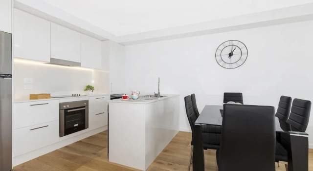 Номер Standard с 2 комнатами с балконом и с видом на гавань Astra Apartments Newcastle