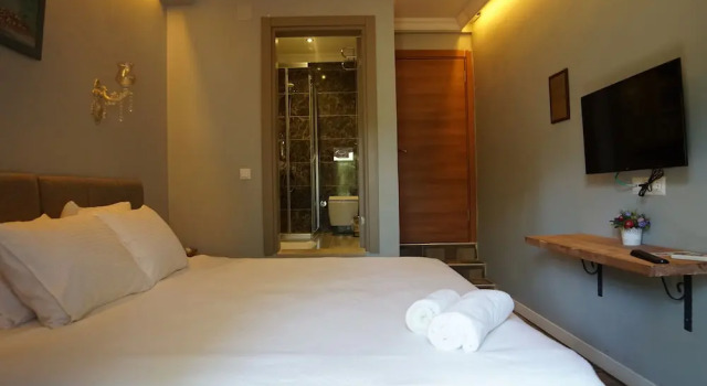 No 71 Butik Otel, Забронировать Отель Отели Урла с парковкой, Парковка