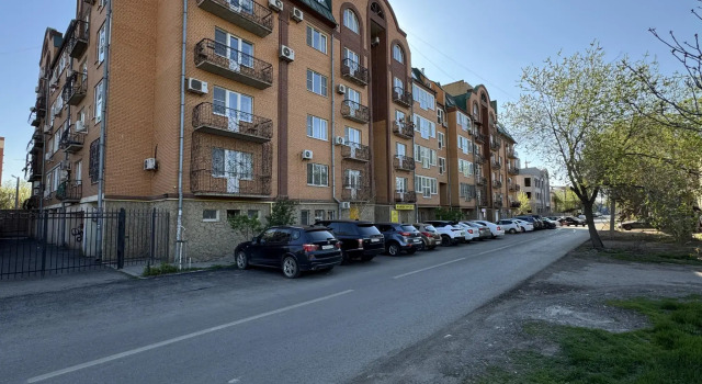 Green FOX на Берёзовском переулке 12, Забронировать Апартаменты/квартира Астрахань Астраханская область, рядом с Железнодорожный вокзал Астрахани