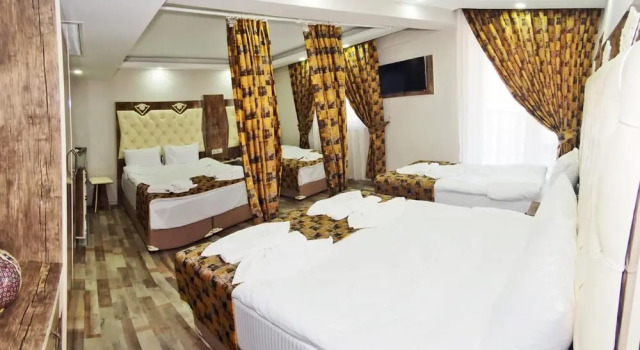 Queen Hotel