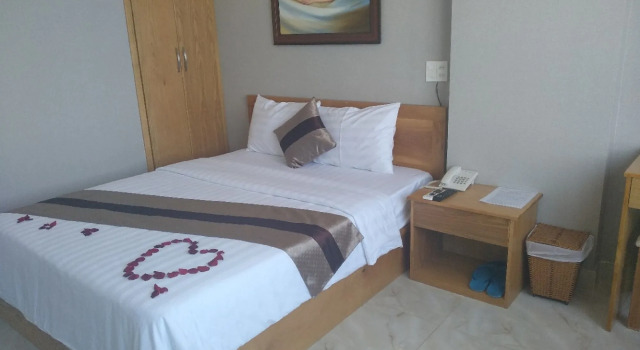 ONE SEASON BOUTIQUE HOTEL Vung Tau - BEACHFRONT, Забронировать Бутик-отель Отели Вунгтау с парковкой, рядом с Статуя Иисуса Христа, Парковка