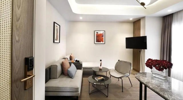 Апартаменты Deluxe с балконом и с видом на внутренний двор Roomore Apartments