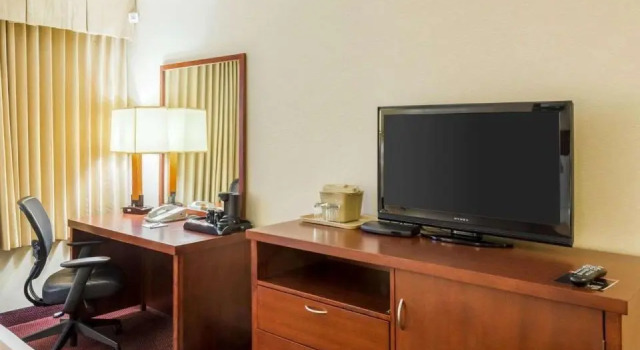 Номер Standard Clarion Hotel Somerset - New Brunswick
