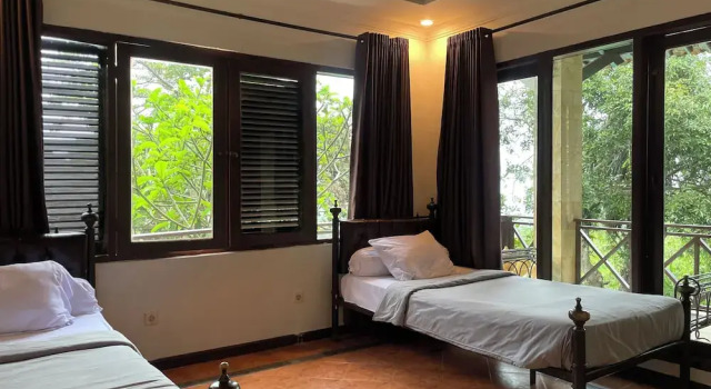 Covehill Green Resort, Book Resort Pelabuhanratu West Java