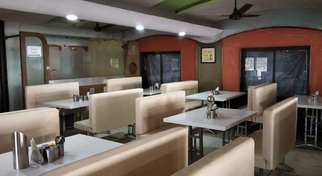 Kapadi Rooms Pologround Mount Abu, Забронировать Отель Отели штата Раджастхана с парковкой, Парковка
