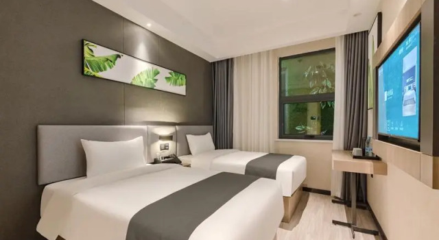 UP AND IN Hotel Henan Zhengzhou Guancheng District East High-speed Railway Station West Square, Rezervovat Hotel Čeng-čou Henan